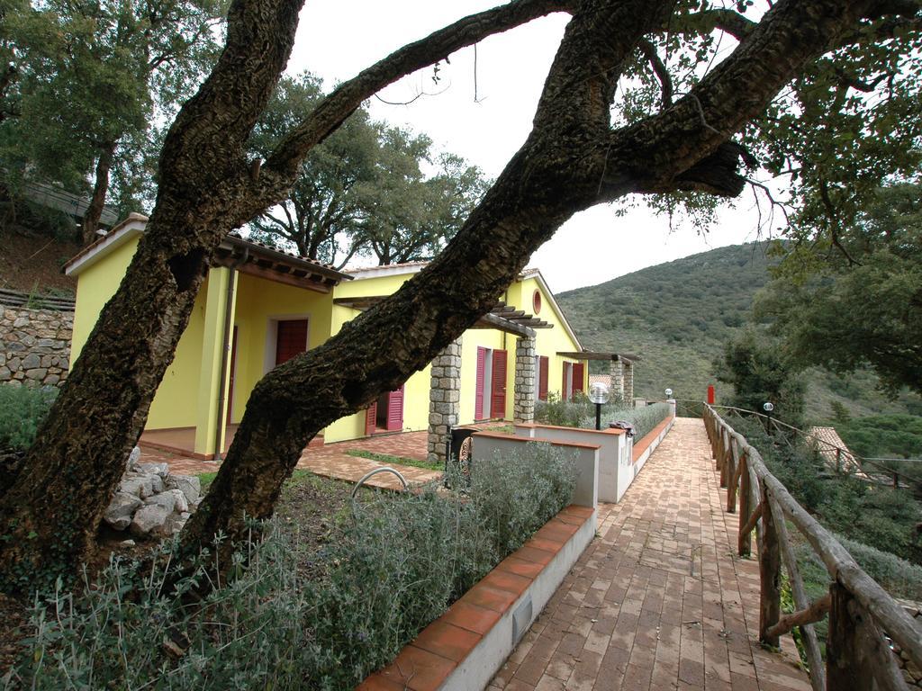Villaggio Di Mezzo Ortano ريو مارينا الغرفة الصورة
